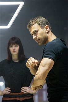 Divergent - Photo Gallery