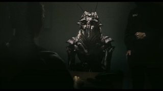 District 9 Trailer