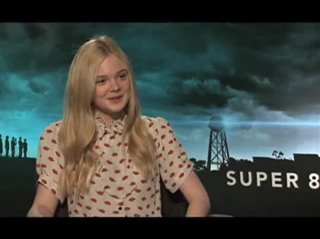 Elle Fanning (Super 8) - Interview