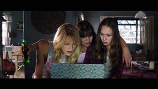 Friend Request Movie Clip - "Laura and Her Friends Discover Dark Things"
