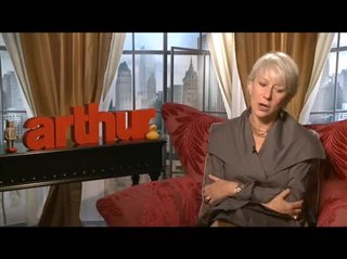 Helen Mirren (Arthur)