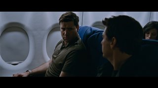 Jack Reacher: Never Go Back Movie Clip - "Plane Fight"