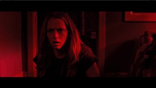 Lights Out movie clip - "Turn The Switch On"