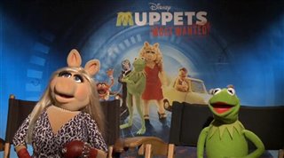 Miss Piggy & Kermit the Frog (Muppets Most Wanted)
