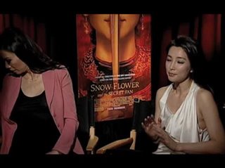 Wendi Murdoch & Li Bing Bing (Snow Flower and the Secret Fan)