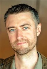 Sean Gunn Photo