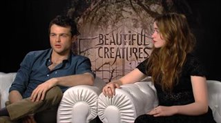 Alden Ehrenreich & Alice Englert (Beautiful Creatures)