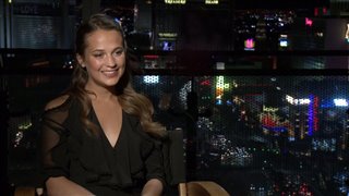 Alicia Vikander Interview - Jason Bourne