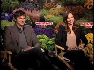Ashton Kutcher & Jennifer Garner (Valentine's Day)