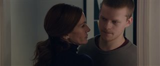 'Ben is Back' Movie Clip - "Open the Door"