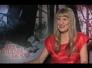 Catherine Hardwicke (Red Riding Hood) - Interview
