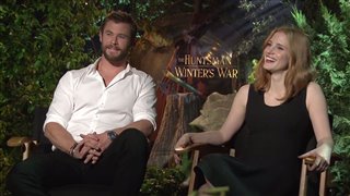 Chris Hemsworth & Jessica Chastain Interview - The Huntsman: Winter's War