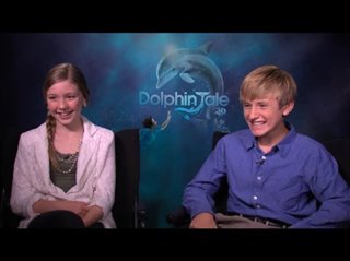 Cozi Zuehlsdorff & Nathan Gamble (Dolphin Tale)