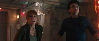 'Jurassic World: Fallen Kingdom' Movie Clip - "The Baryonyx finds Claire and Franklin"