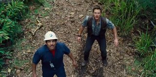 Jurassic World movie clip - "Owen escapes the Indominus Rex paddock"