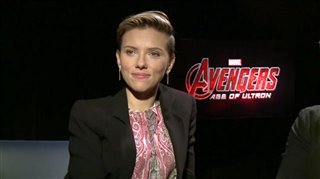 Scarlett Johansson & Mark Ruffalo (Avengers: Age of Ultron)