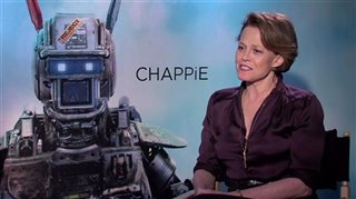 Sigourney Weaver (Chappie)