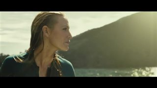 The Shallows movie clip - "The Attack"