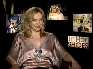 TONI COLLETTE - IN HER SHOES